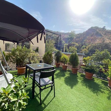 Brand New Apartment With Terrace Tbilissi Extérieur photo