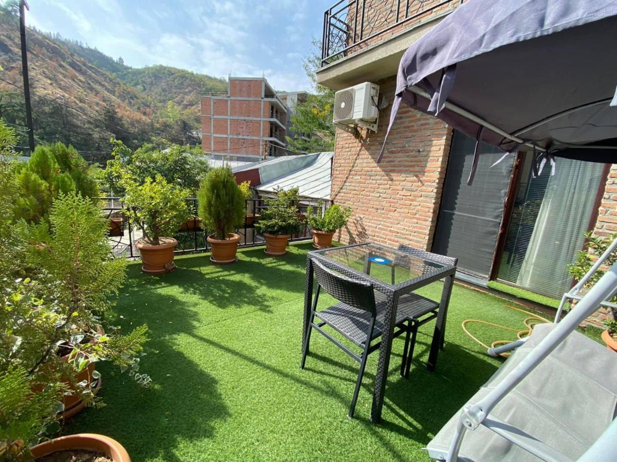 Brand New Apartment With Terrace Tbilissi Extérieur photo