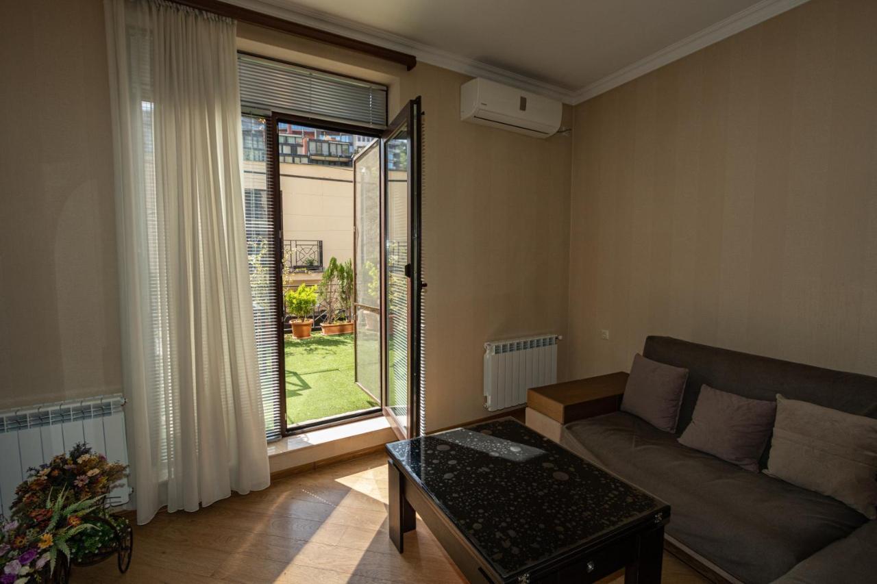 Brand New Apartment With Terrace Tbilissi Extérieur photo